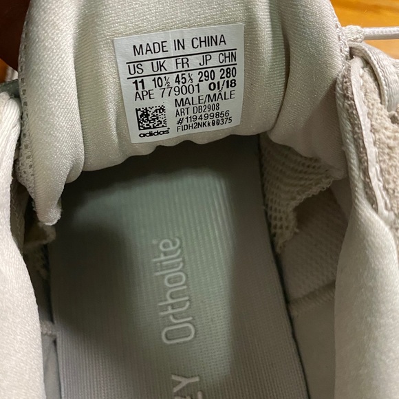 Yeezy 500’s - Picture 1 of 8